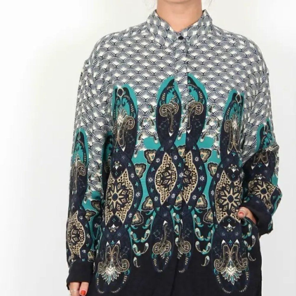 Masai - Inessa button down Blue Multi Fan print blouse, size M